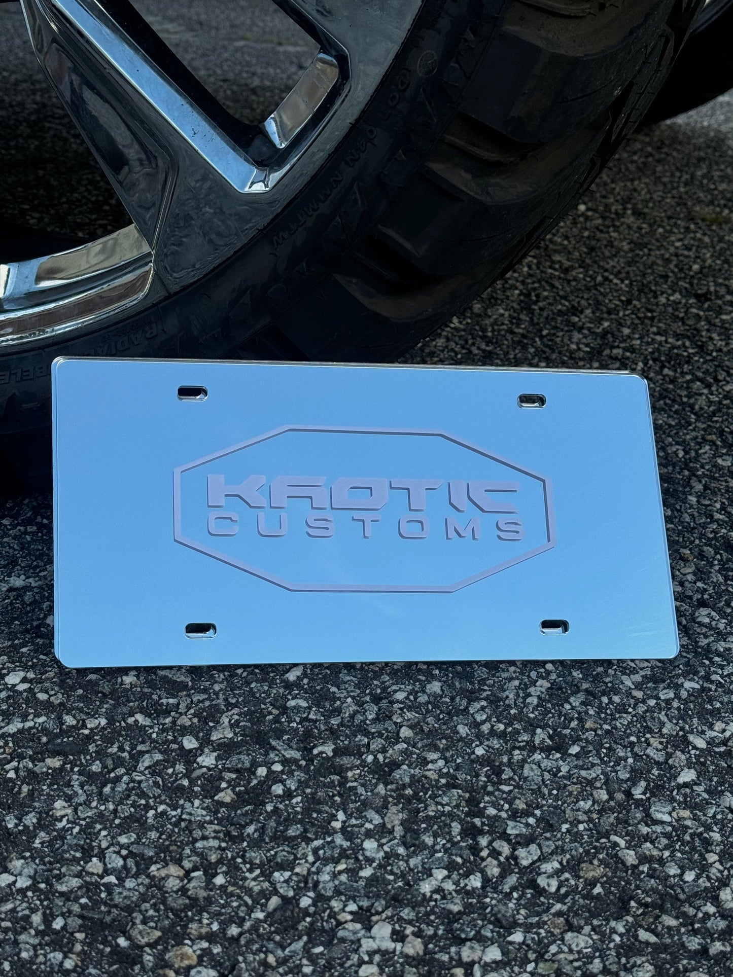 KAOTIC CUSTOMS MIRRORED LICENSE PLATE WHITE LOGO